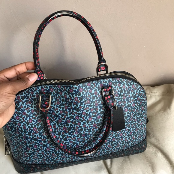 SOLD Coach Sierra Satchel In Ranch Floral Shoulder - Picture 6 of 8